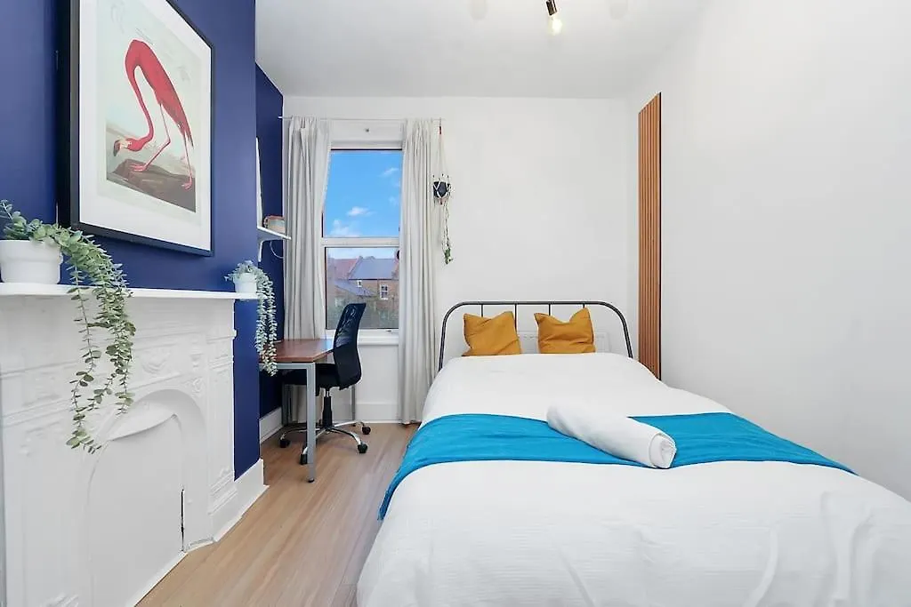 Enquires At The Panel By Harlington 8 Bed Apartment London