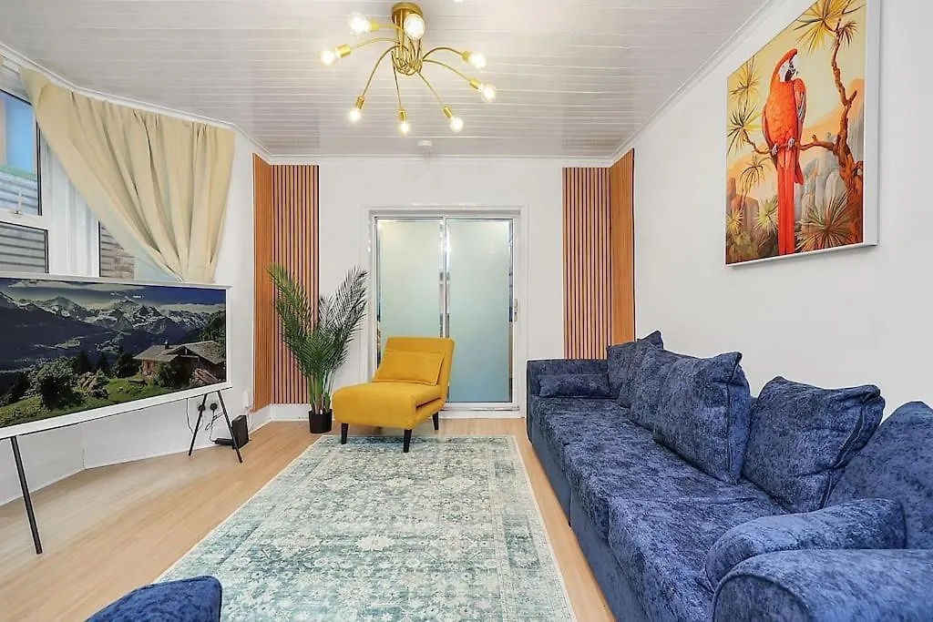 Enquires At The Panel By Harlington 8 Bed Apartment London 0*,  United Kingdom